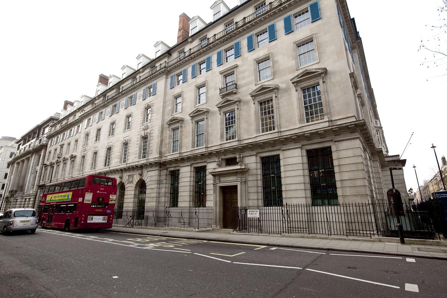 Job Ref: 3361/ RCN Exteriors and Fellows Medal
Photo Andrew Baker.
07977074356