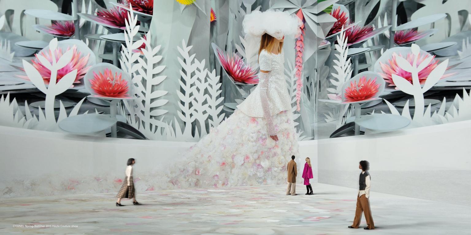 A fashion runway shown on the Lightroom walls