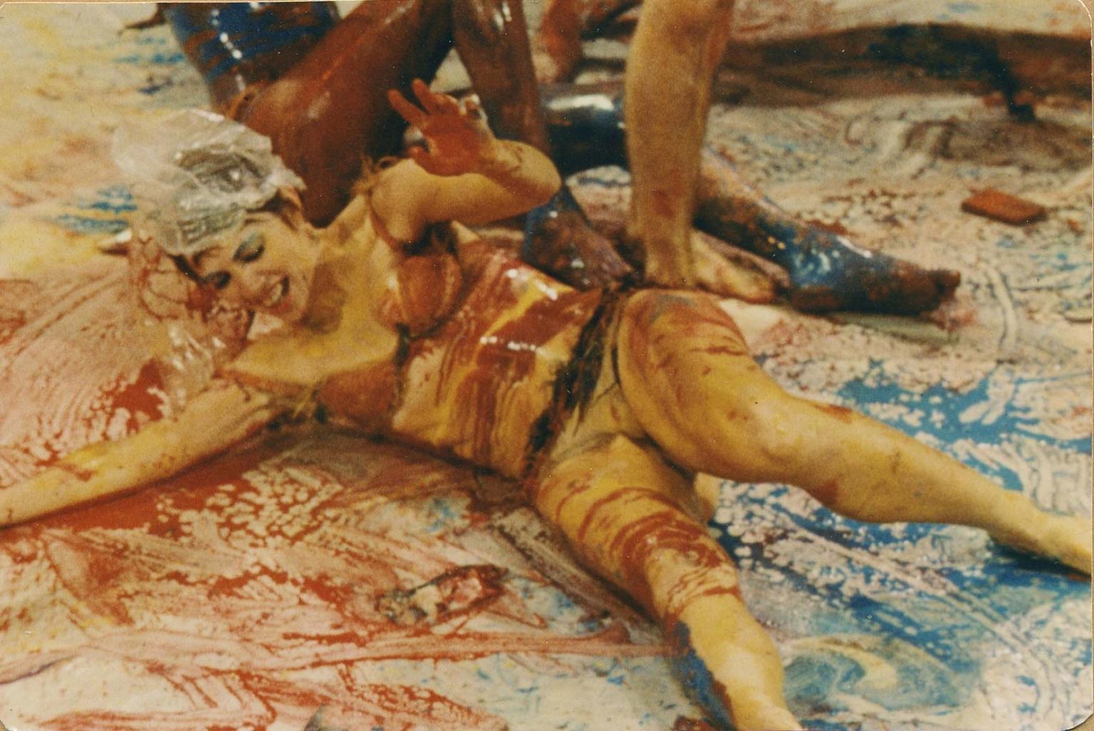 Carolee Schneemann, Meat Joy, (Judson Dance Theater, New York, 1964)