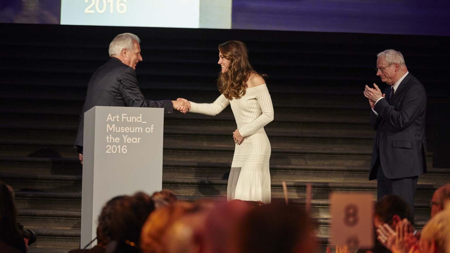 Art Fund Museum of the Year 2016 award ceremony at the Natural History Museum, July 6th 2016. Martin Roth, HRH The Duchess of Cornwall and Cambridge, Lord Smith of Finsbury